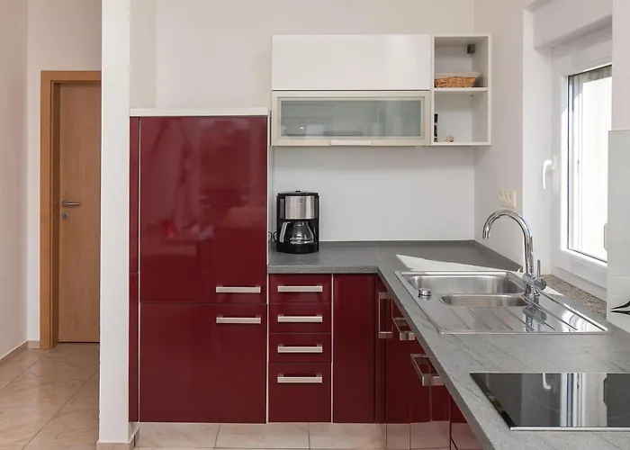 Apartment Terezija By The Sea