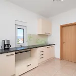 Terezija By The Sea Apartman *