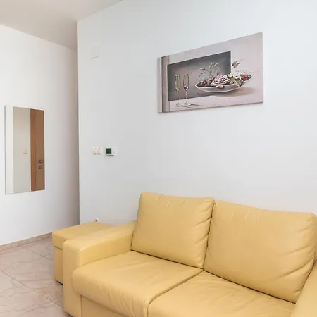Apartment Terezija By The Sea