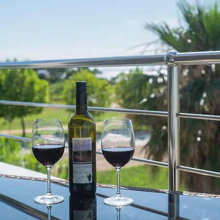 Apartment Terezija By The Sea *