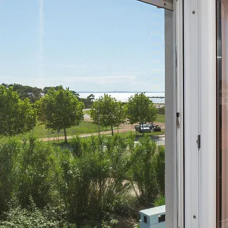 Apartment Terezija By The Sea *